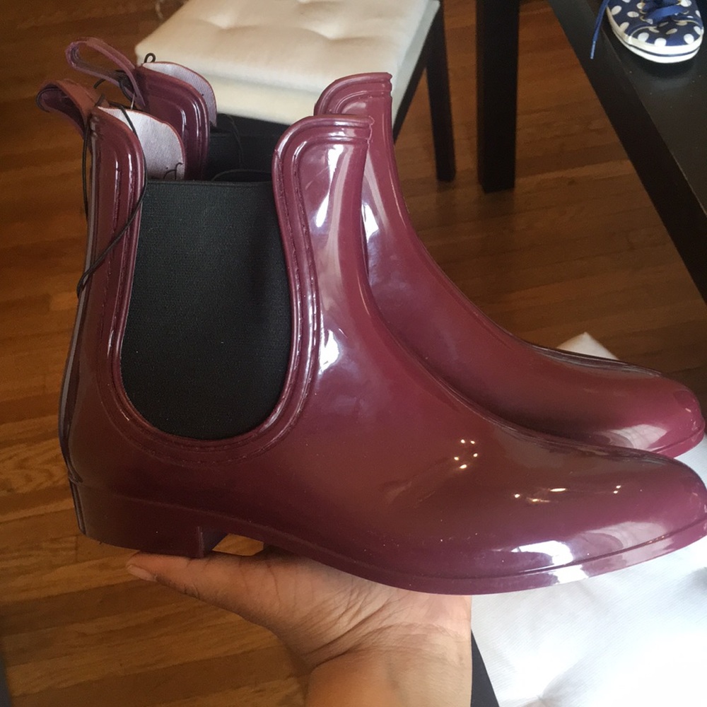 Rain boots ☔️